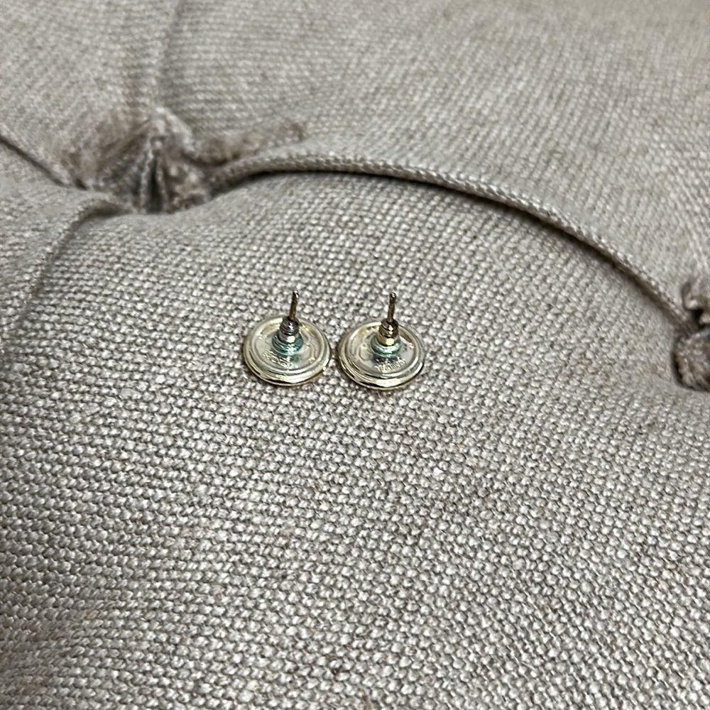 Kendra Scott Gold and Teal studs - Picture 5 of 6